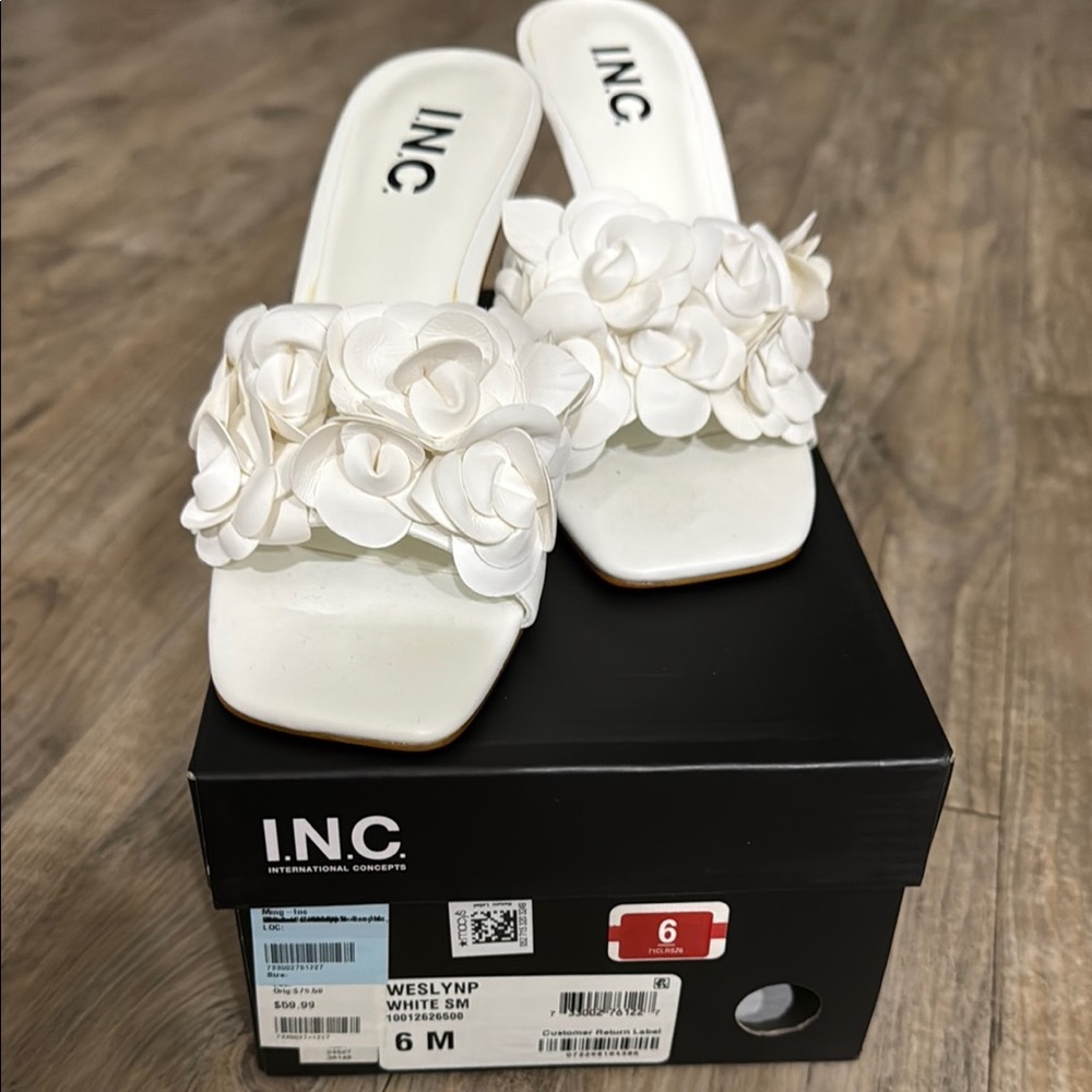 INC International Concepts Women's White Floral Slide Sandals